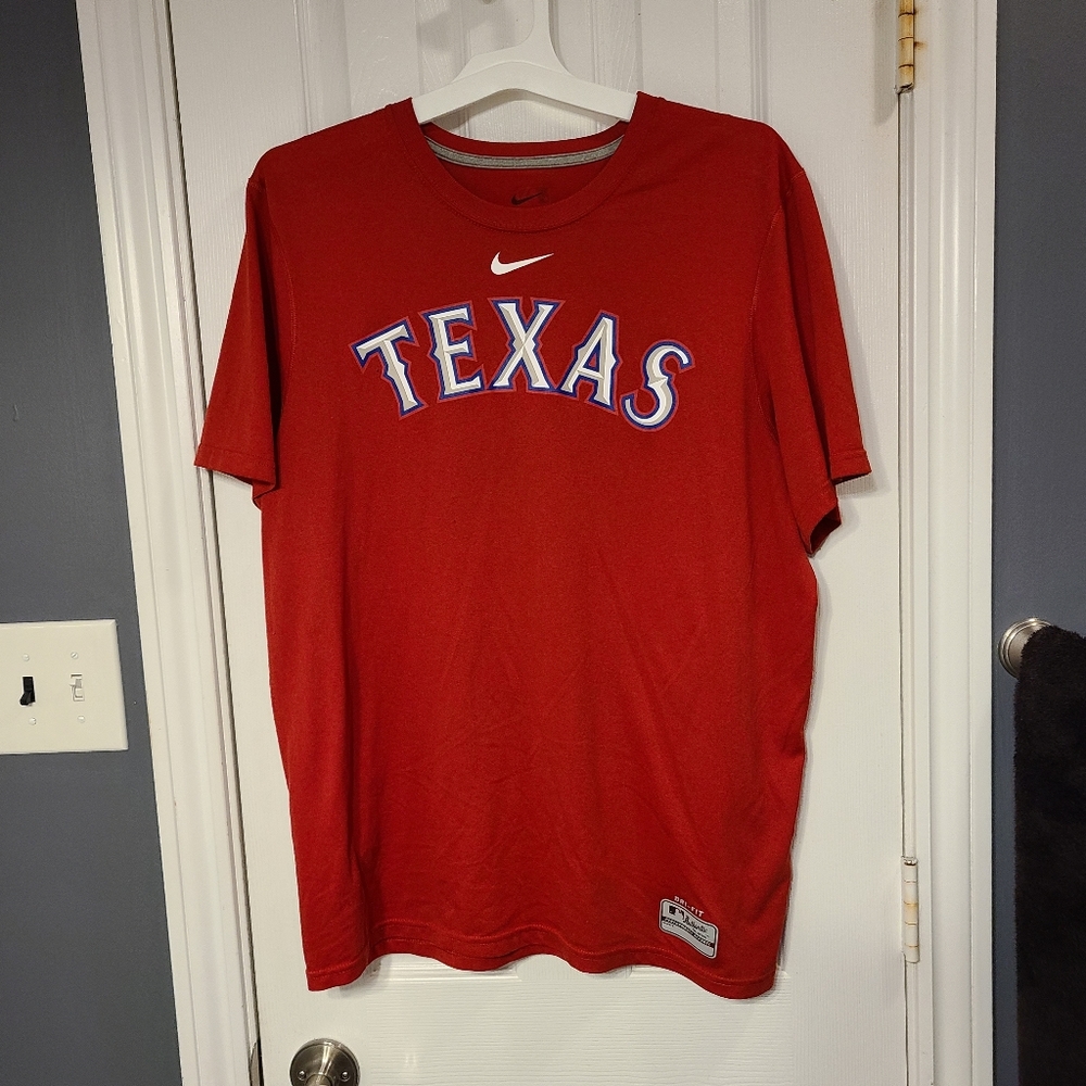 2/$20 Men's Nike Dri-Fit Texas Rangers Tee - L